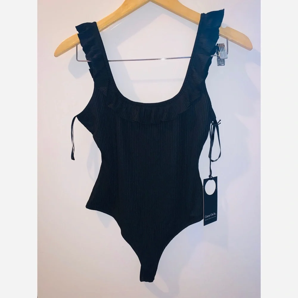 Privacy Please Sheila Bodysuit in Black - Picture 4 of 4